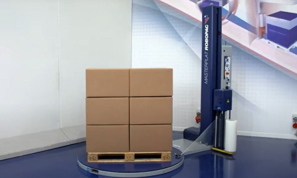 Signs You Should Invest in a Stretch Wrap Machine